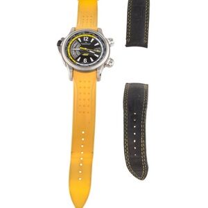 Men's Dual Strap Yellow and Black Watch
Master Compressor Extreme W-Alarm 4